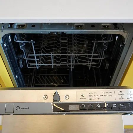 Havre Familial Cosy Avec Terrasse&lumière Appartement Toulon